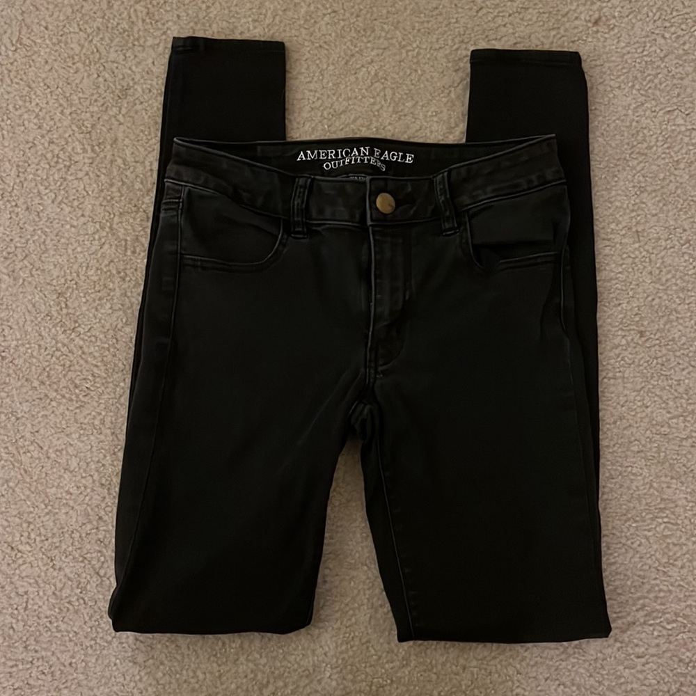 Size 6 long American Eagle Black Jeggings